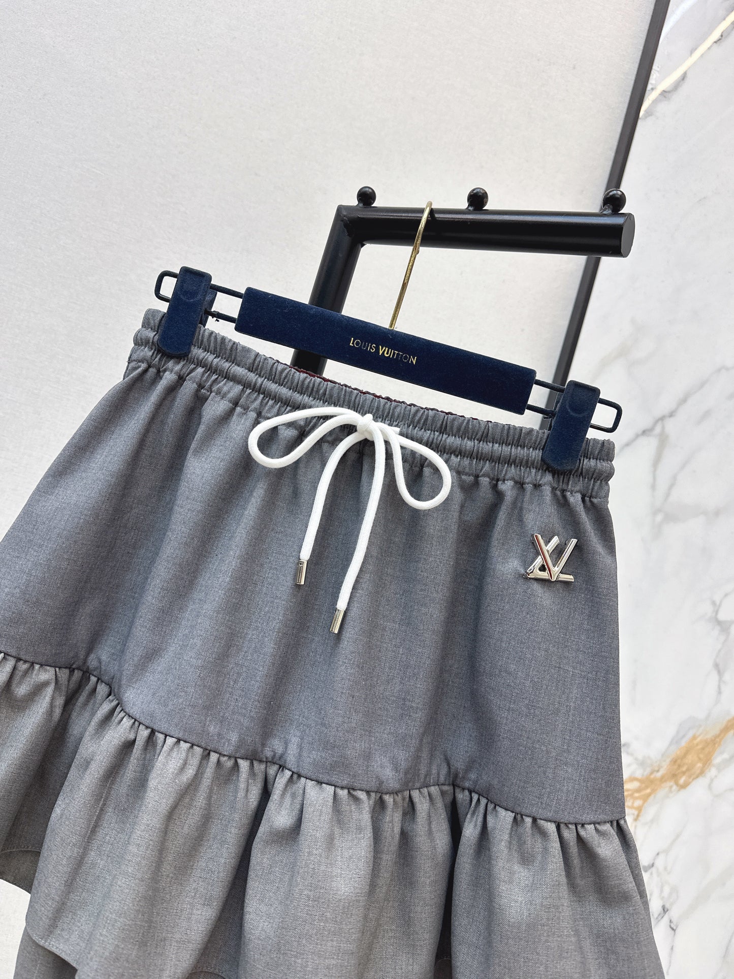 Louis NEW contract skirts