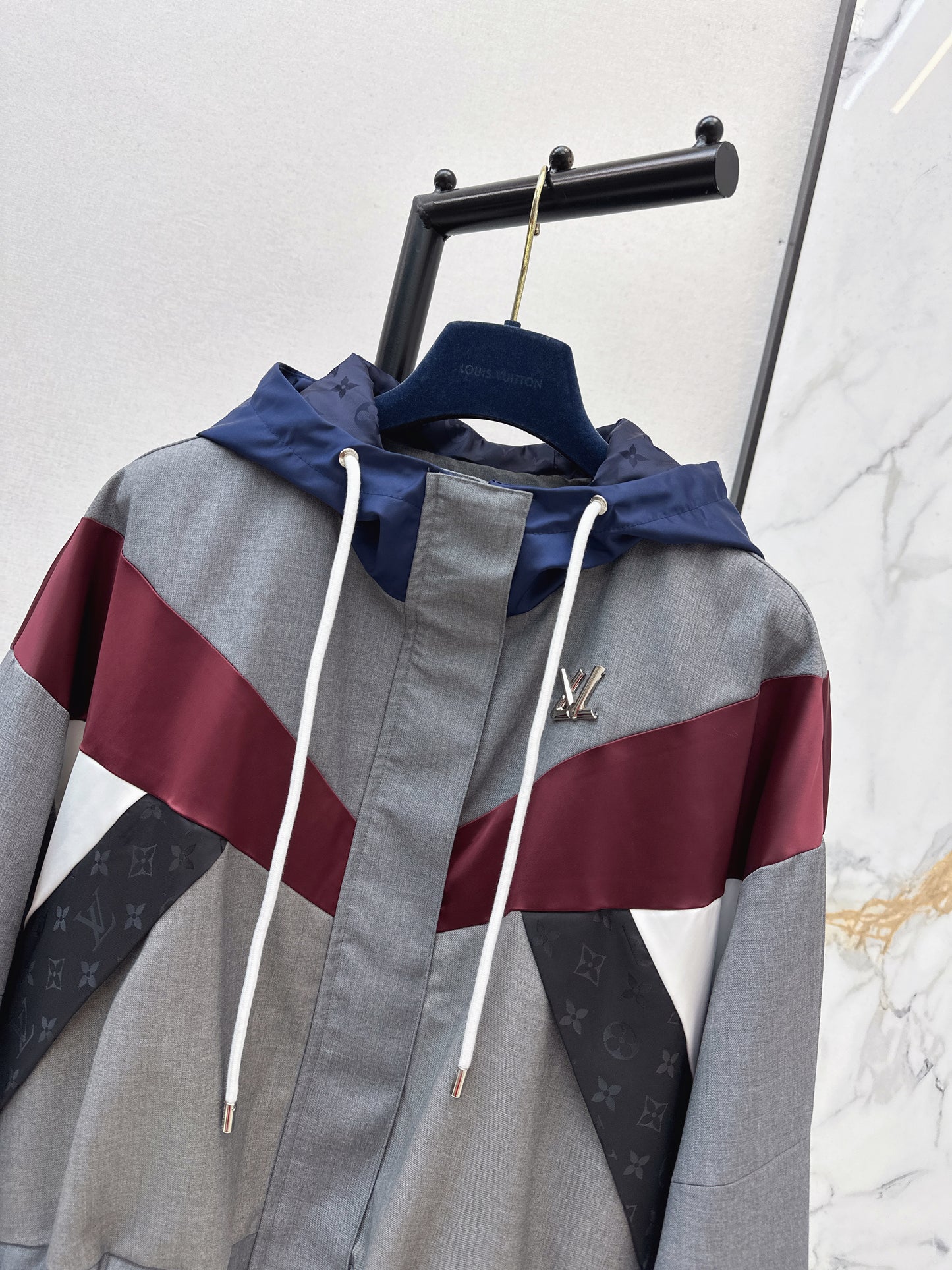 Louis NEW contract zippered jacket