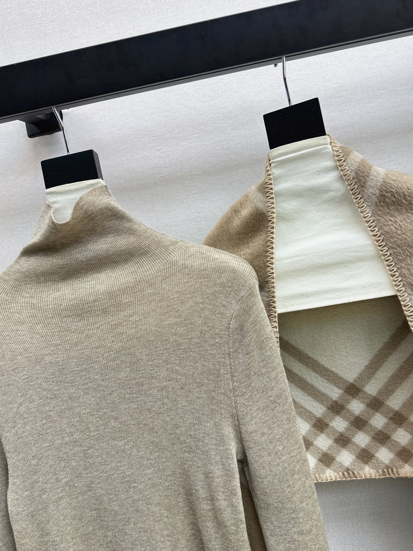 Brun NEW Knitted suit