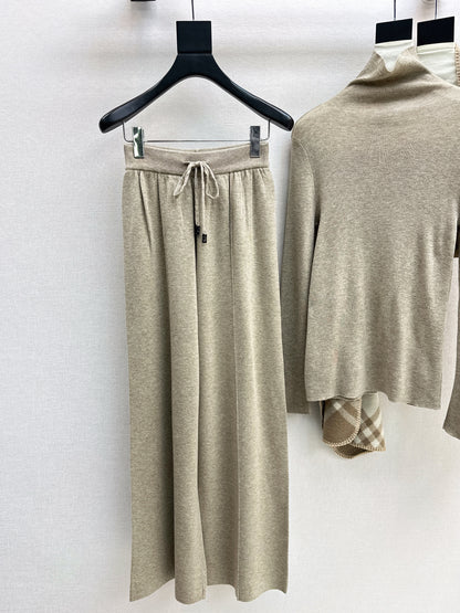 Brun NEW Knitted suit