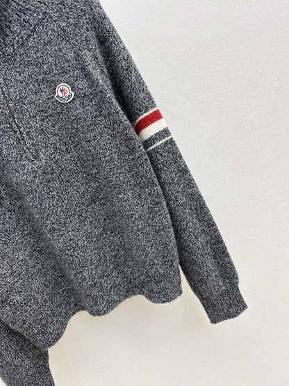 Monc NEW zip-up sweater