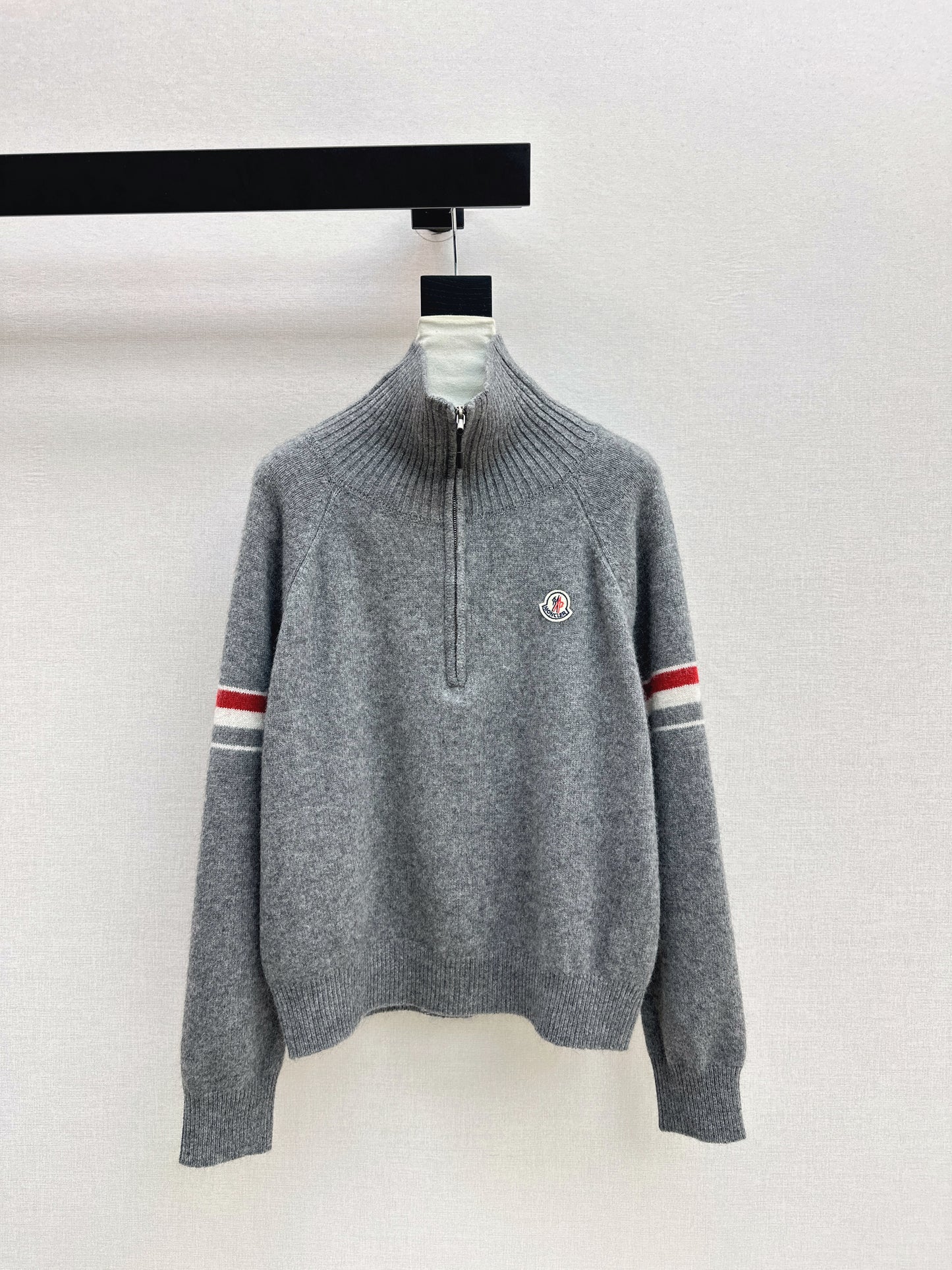 Monc NEW zip-up sweater