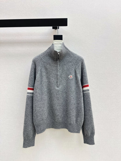 Monc NEW zip-up sweater