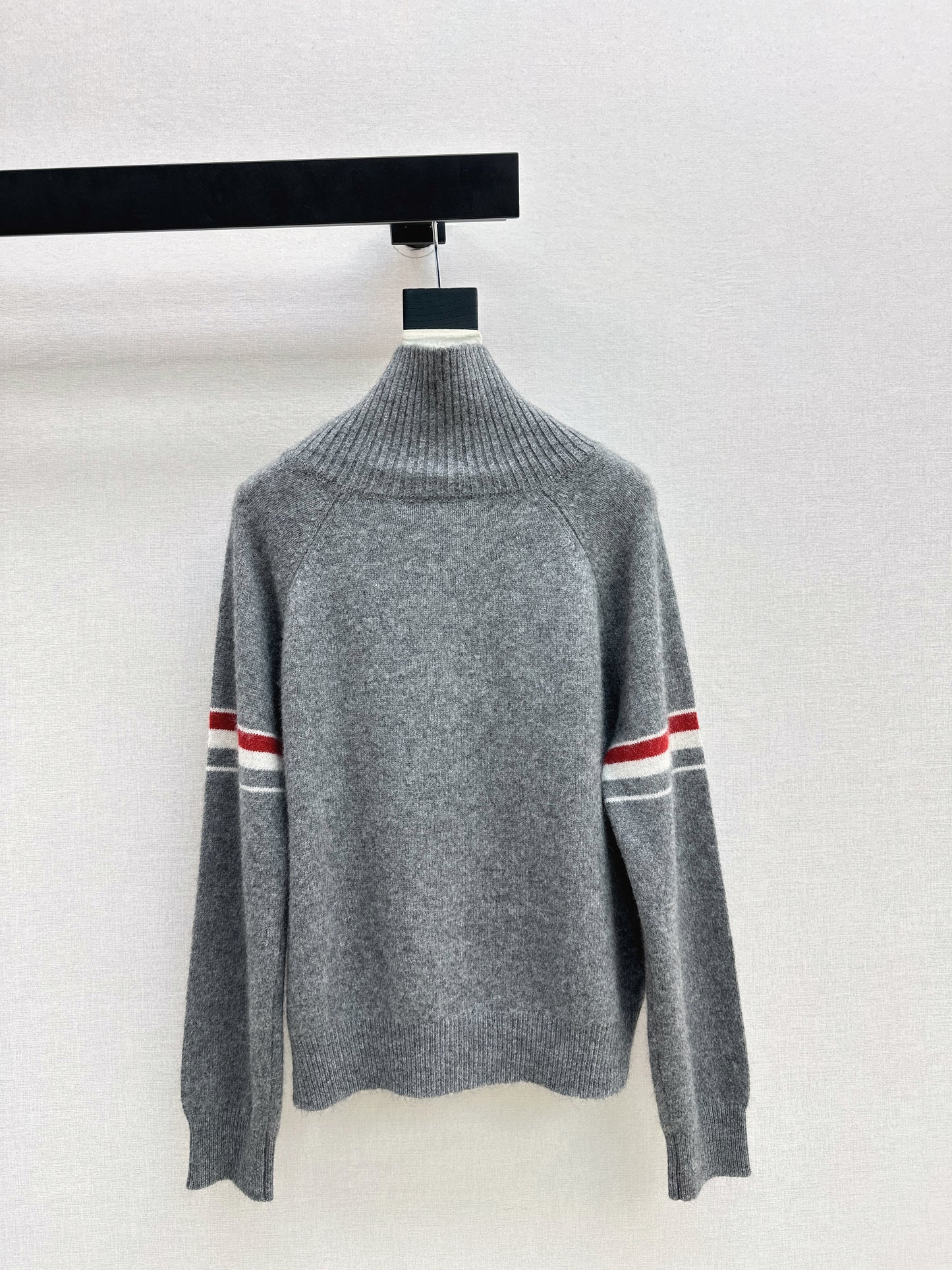 Monc NEW zip-up sweater