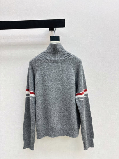 Monc NEW zip-up sweater