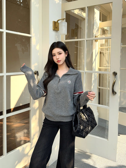 Monc NEW zip-up sweater