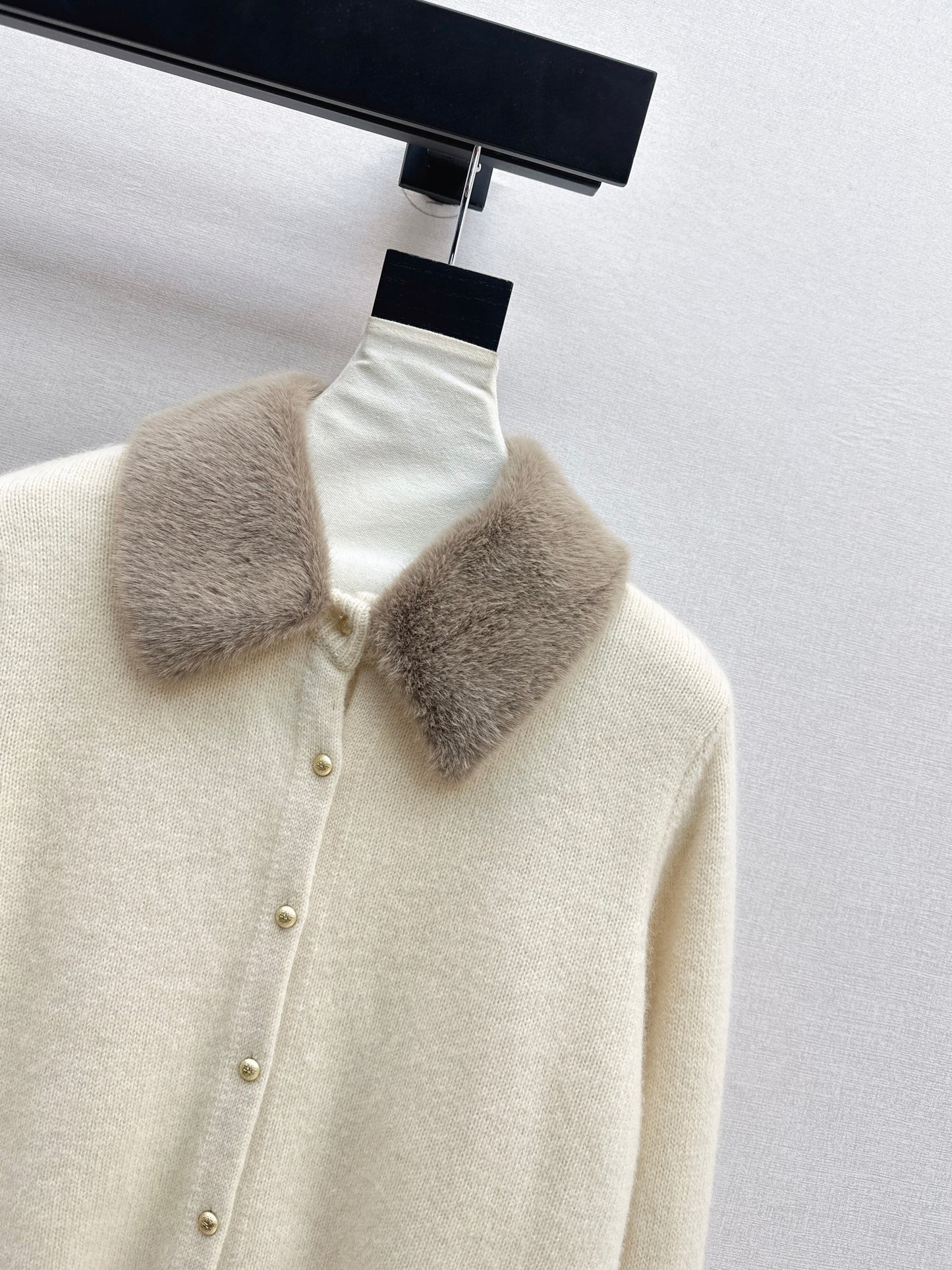 Miu NEW wool cardigan