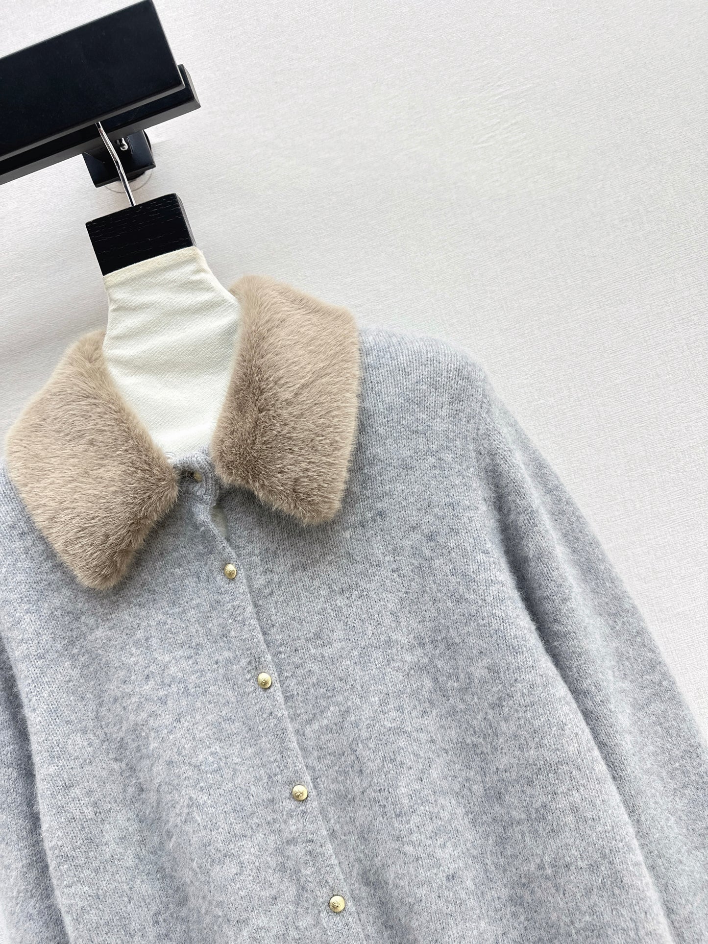 Miu NEW wool cardigan