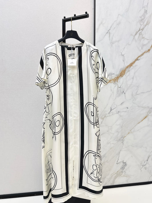 Herm NEW printed dress
