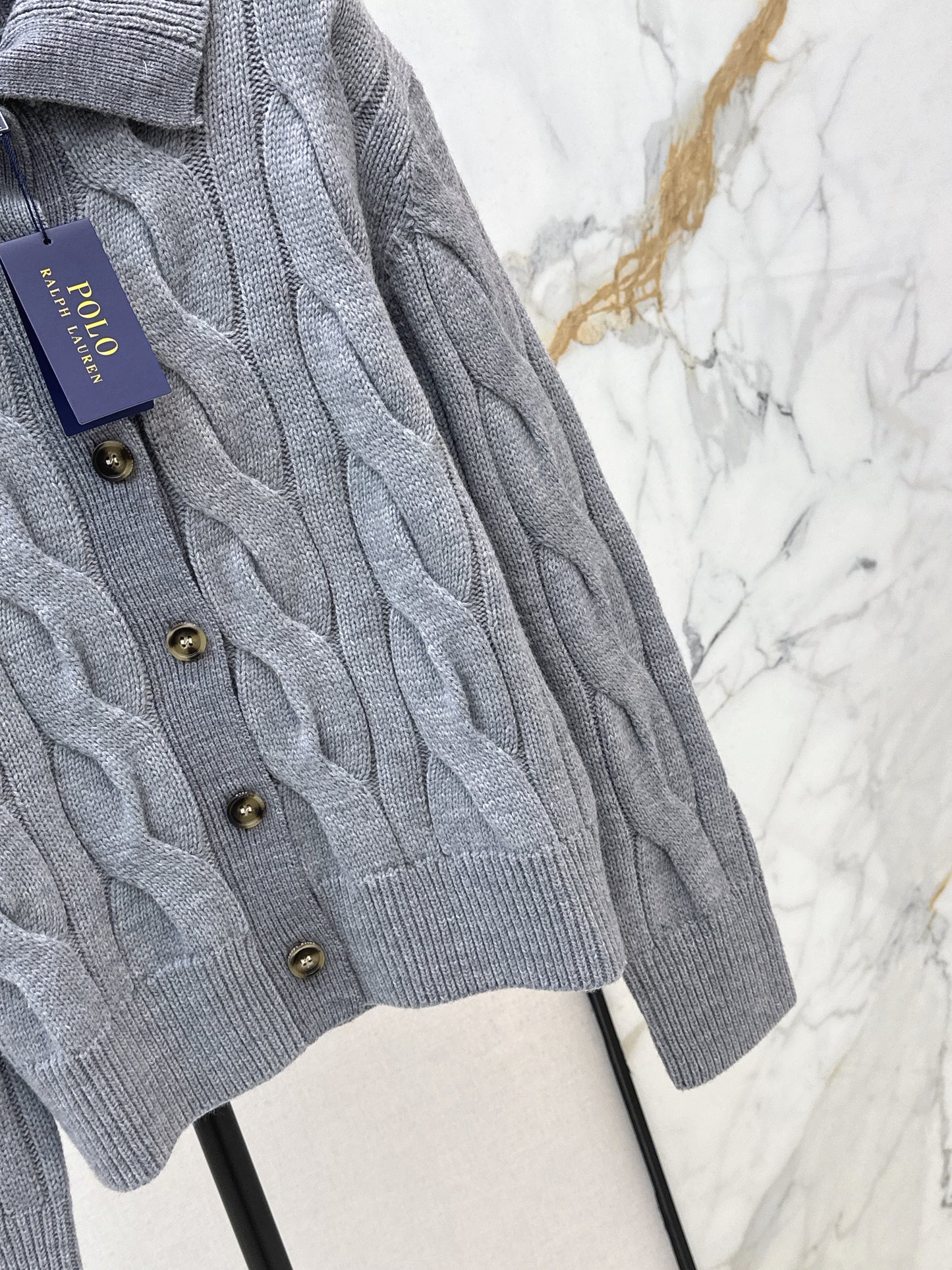 Ral NEW Knitted cardigan