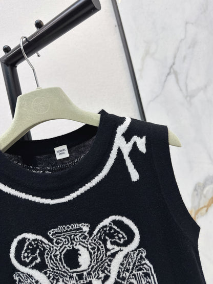 Herm NEW jacquard sleeveless dress