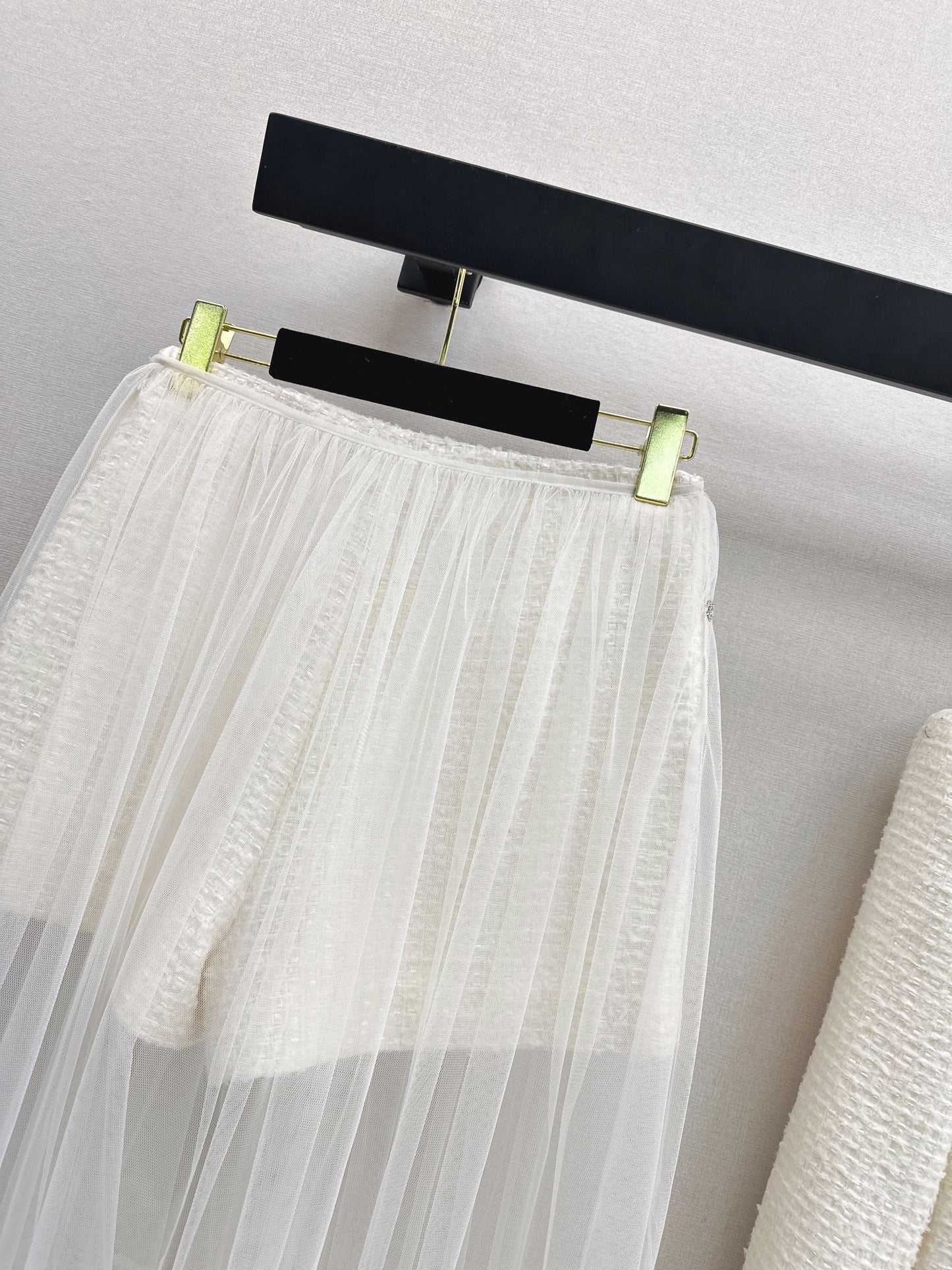Chan NEW woven short+mesh skirts
