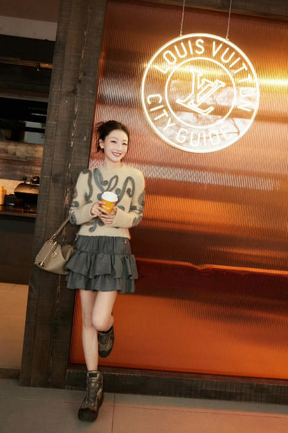 Louis NEW rosette detail sweater