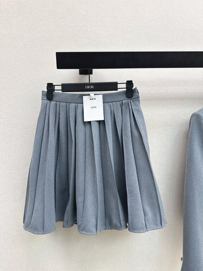 CD NEW pleated skirts