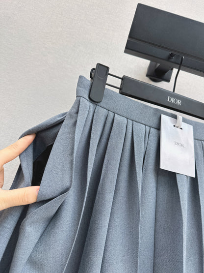 CD NEW pleated skirts