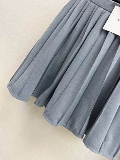 CD NEW pleated skirts