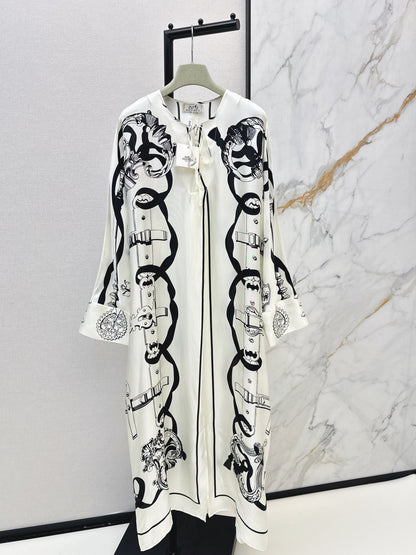 Herm NEW batwing sleeve print dress