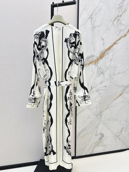 Herm NEW batwing sleeve print dress