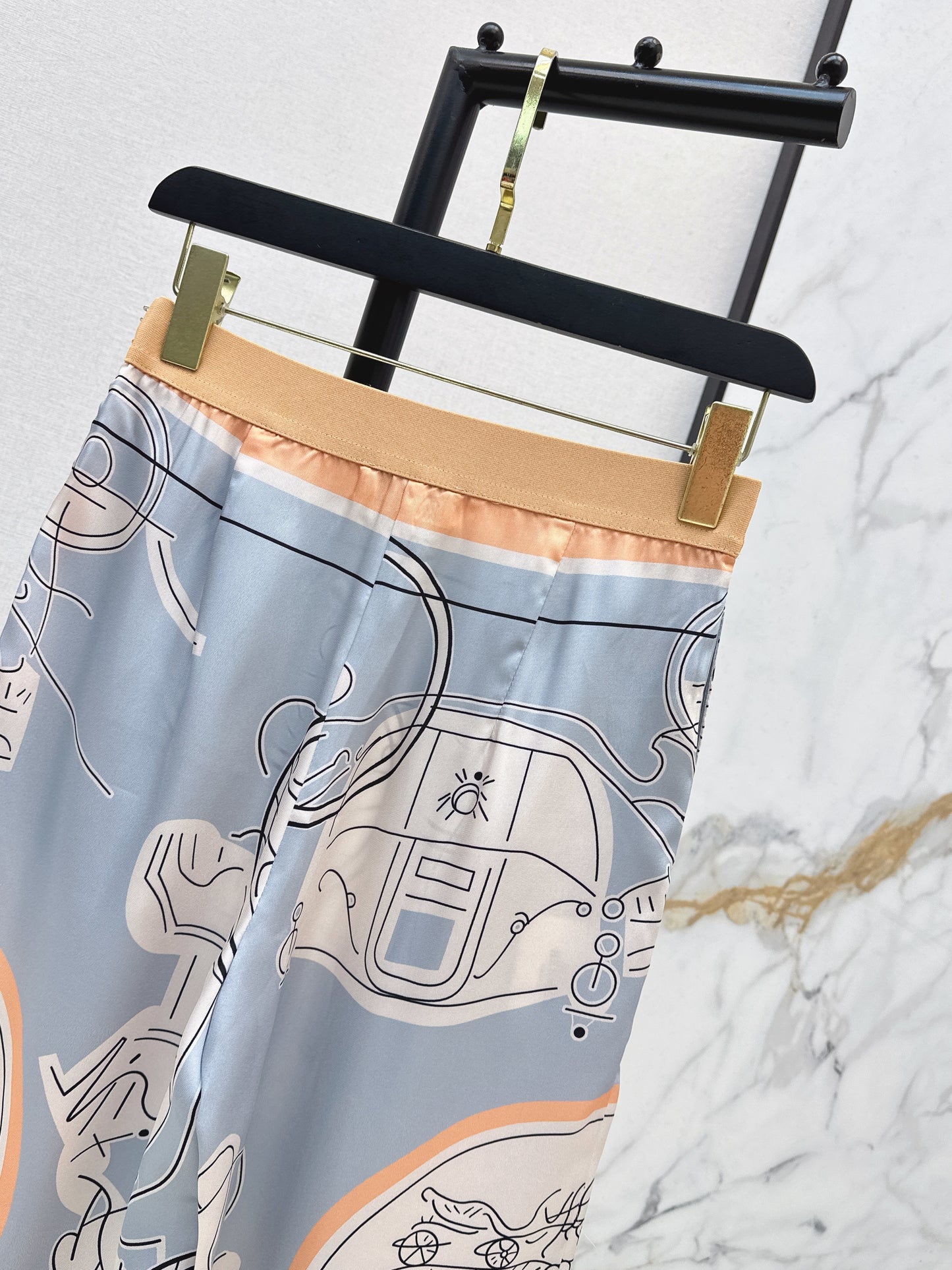 Herm NEW print straight pants