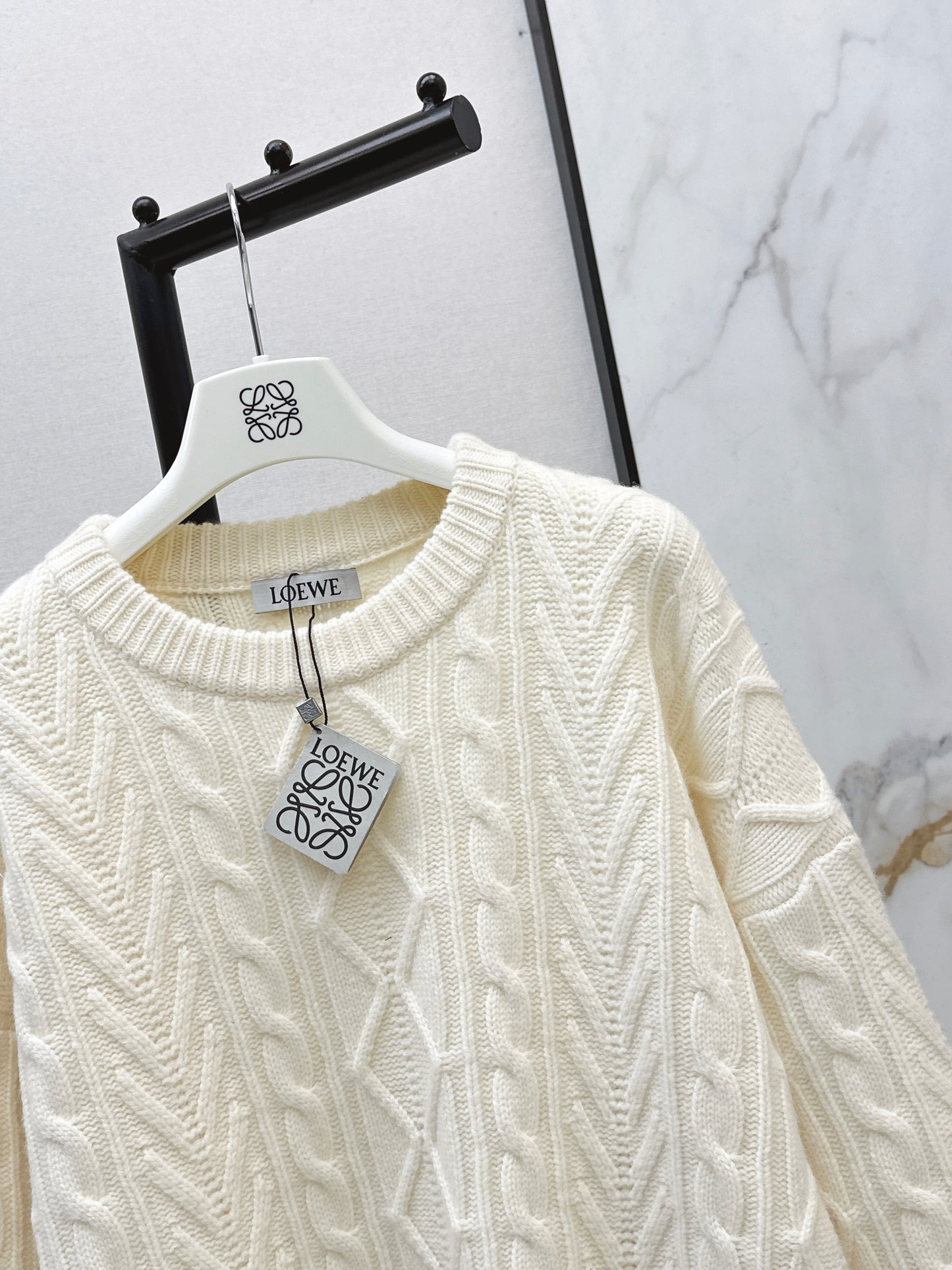 Loe NEW color block sweater