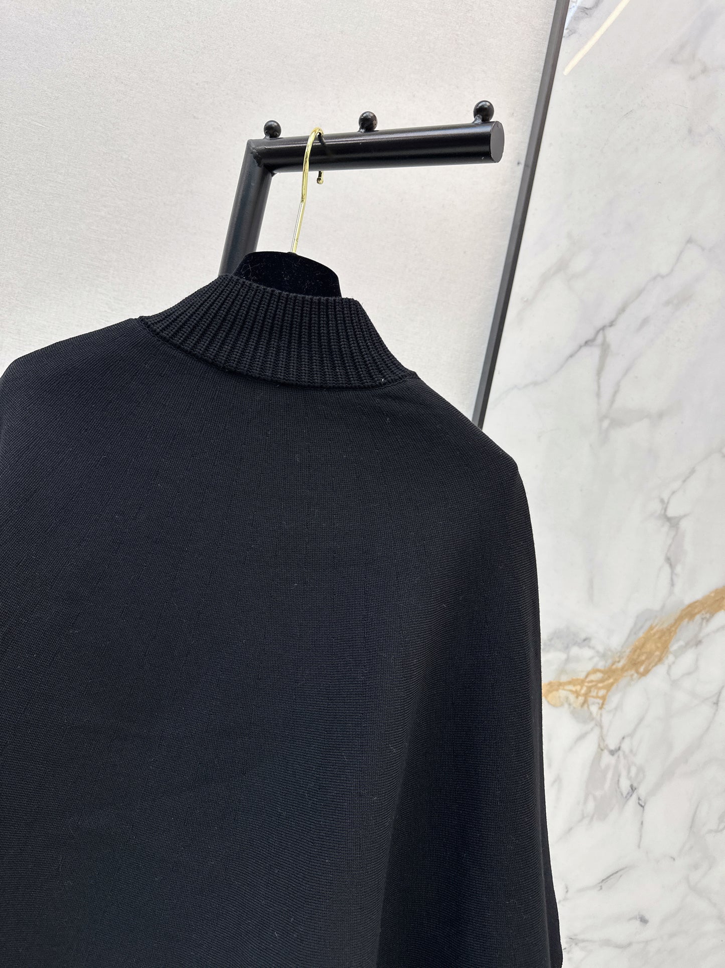 Chan NEW 2in1 cape coats