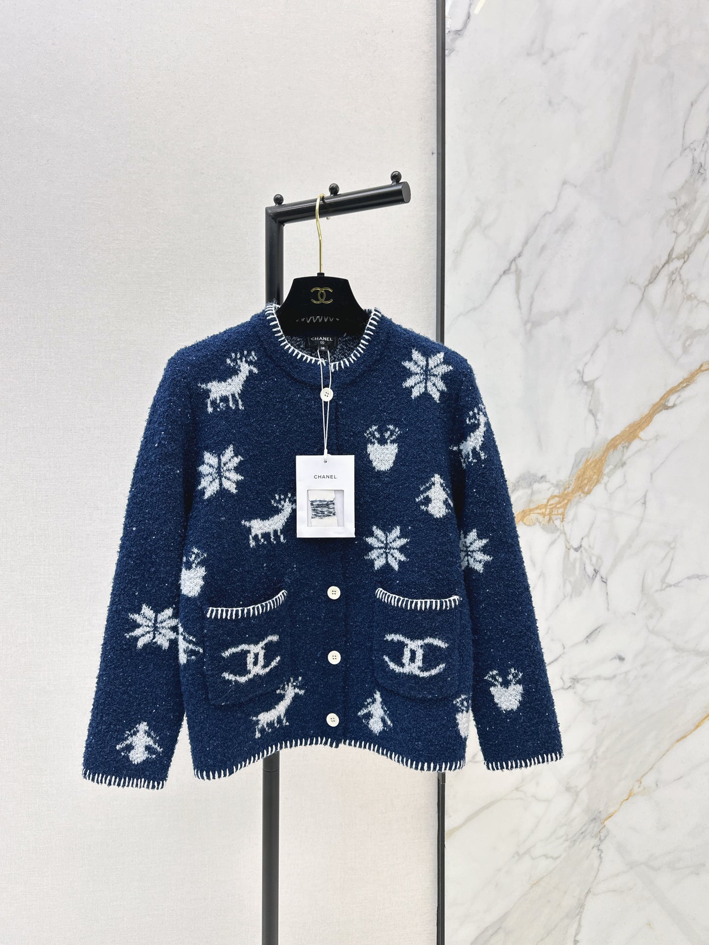 Chan NEW Knitted cardigan