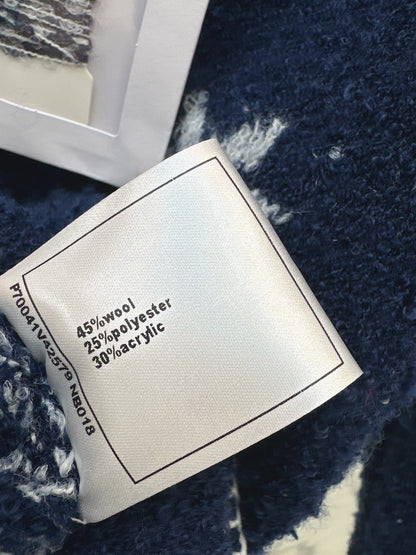 Chan NEW Knitted cardigan