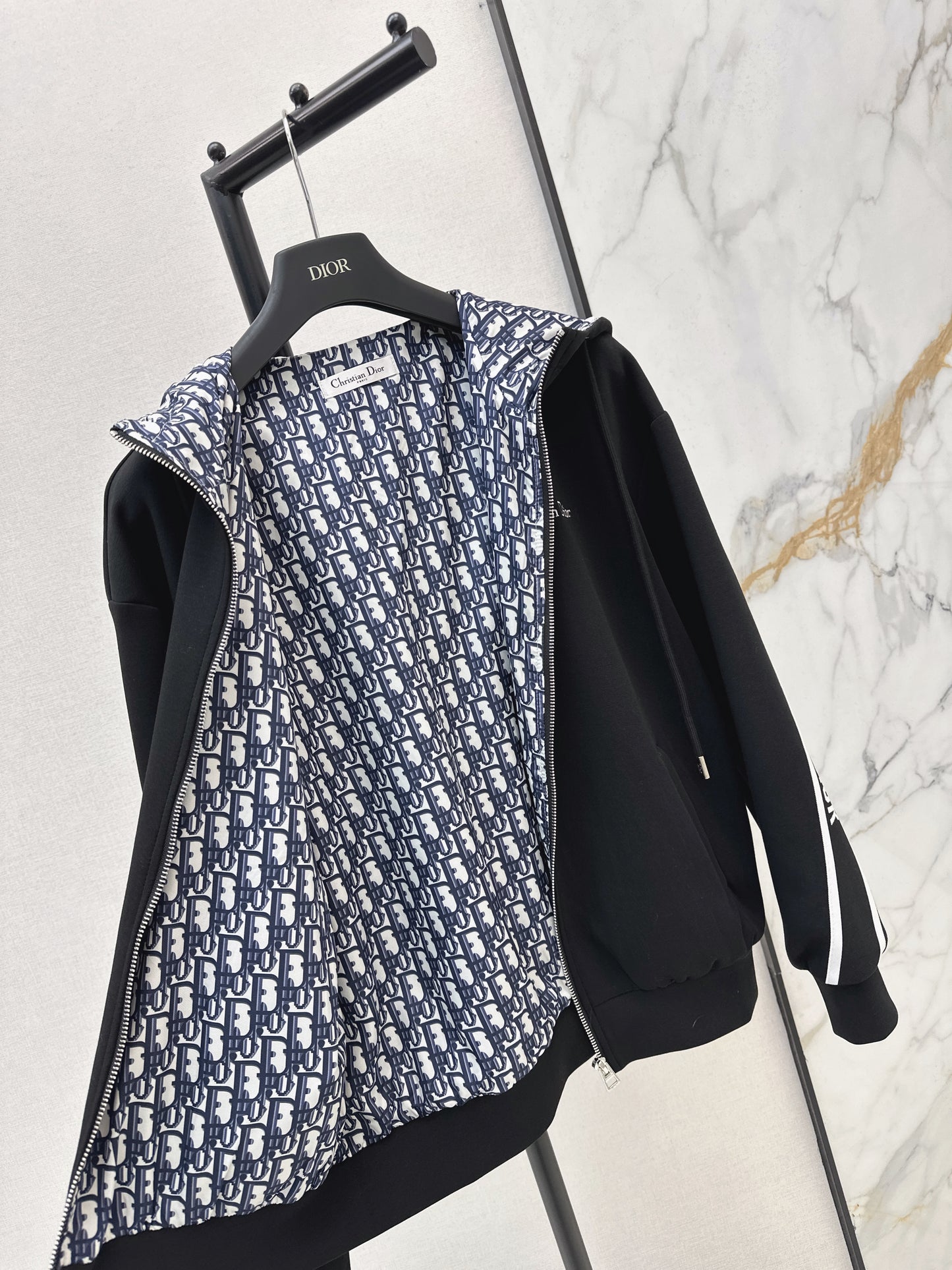 CD NEW Hooded drawstring jacket