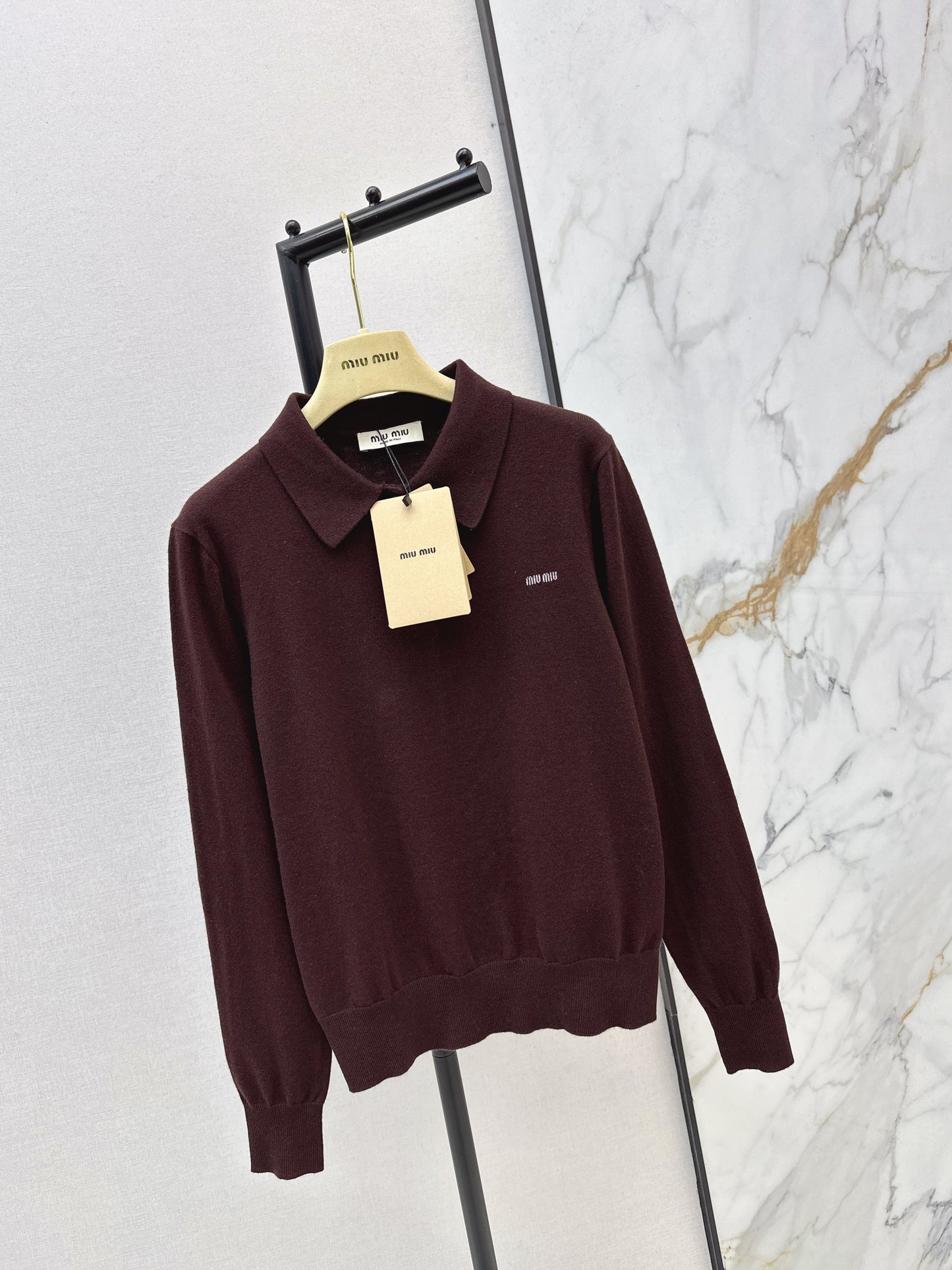 Miu NEW embroidered sweater