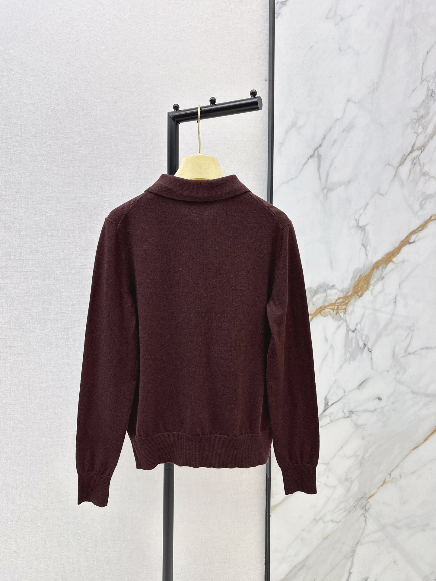 Miu NEW embroidered sweater