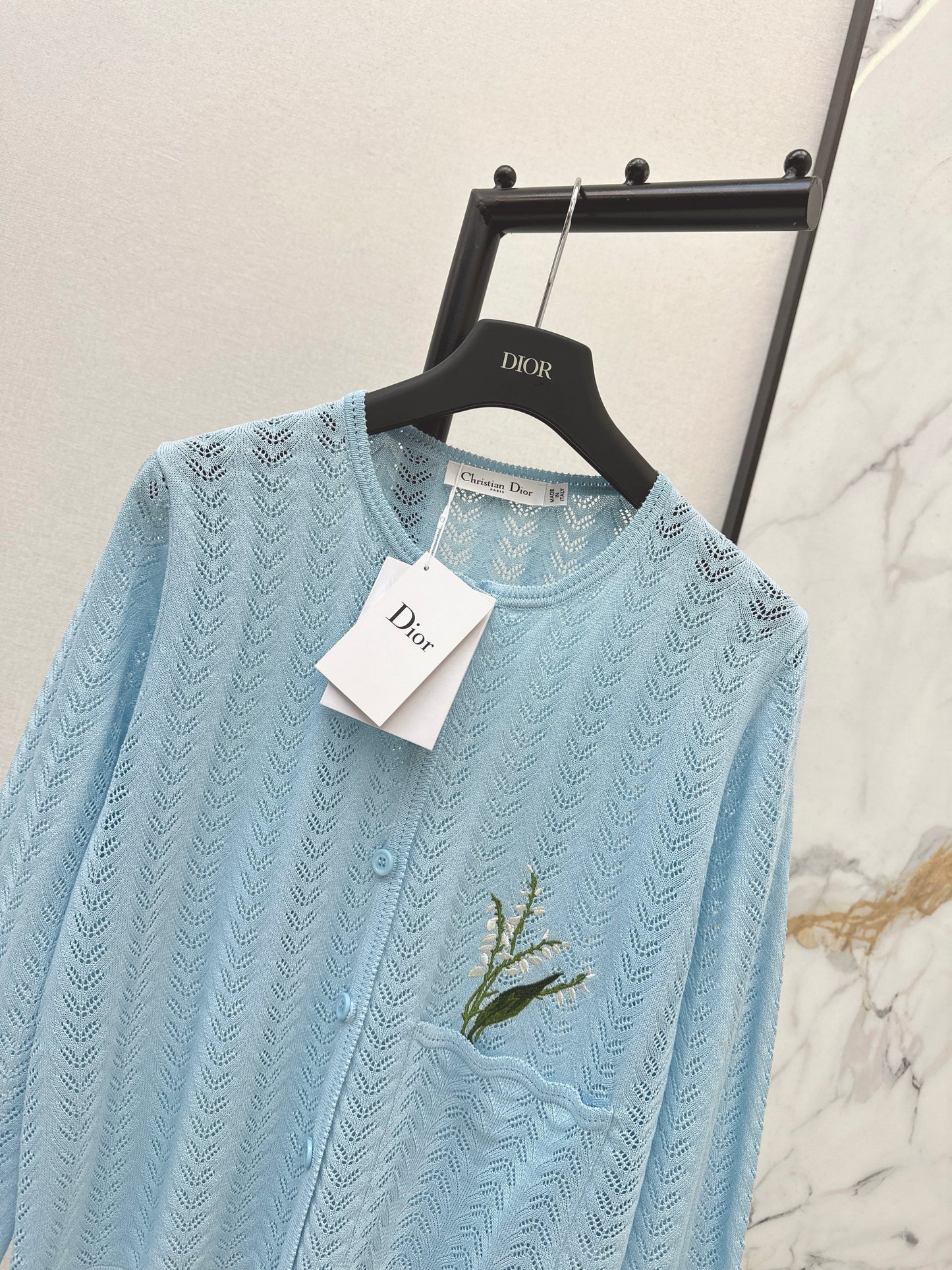 CD NEW hollow knitted cardigan