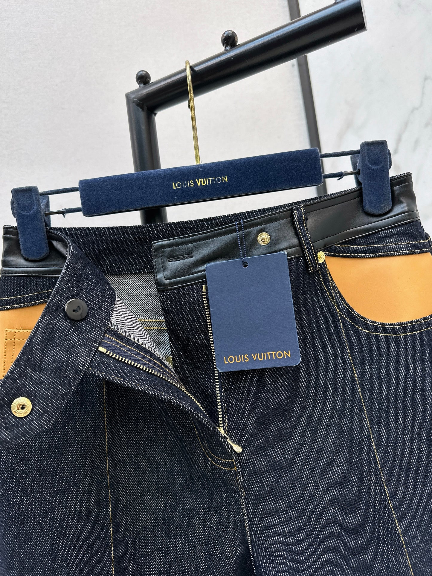 Louis NEW straight-leg jeans