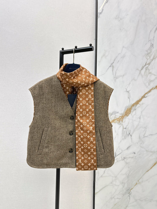 Louis NEW scarf vest set