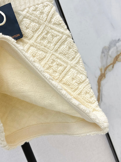 Louis NEW textured knit skirts