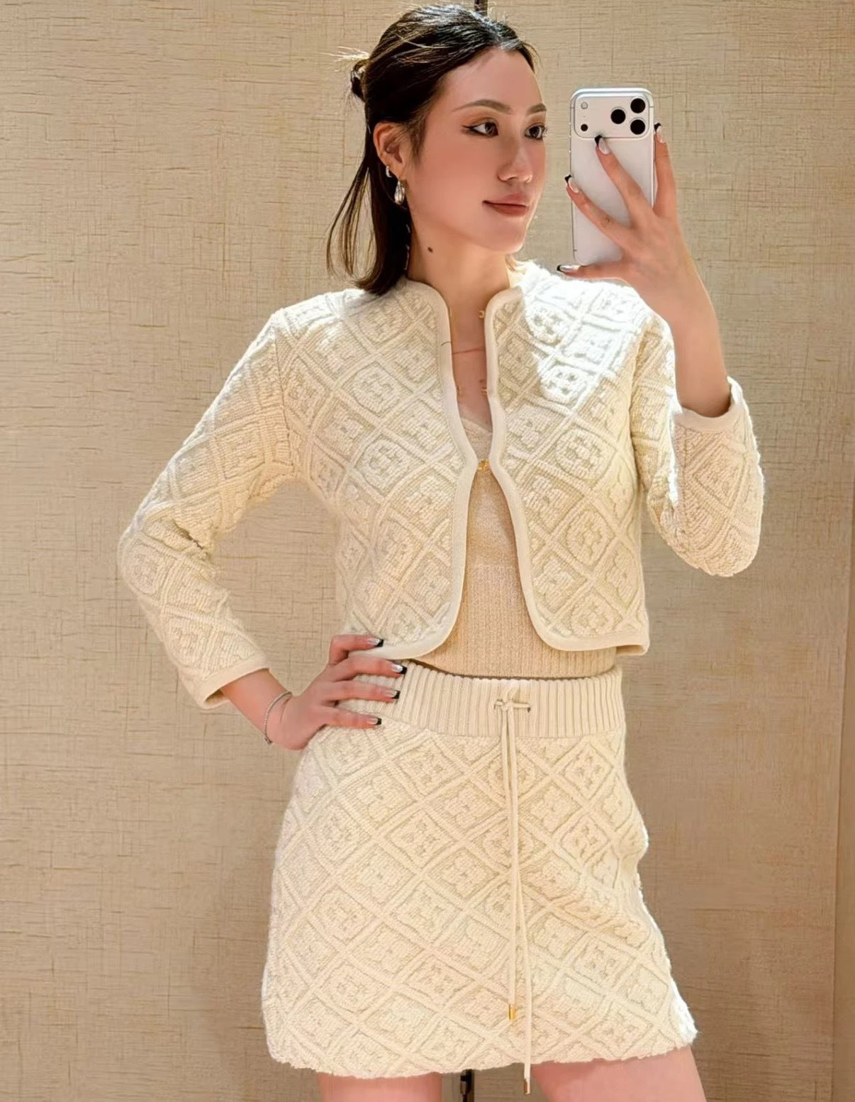 Louis NEW textured knit skirts