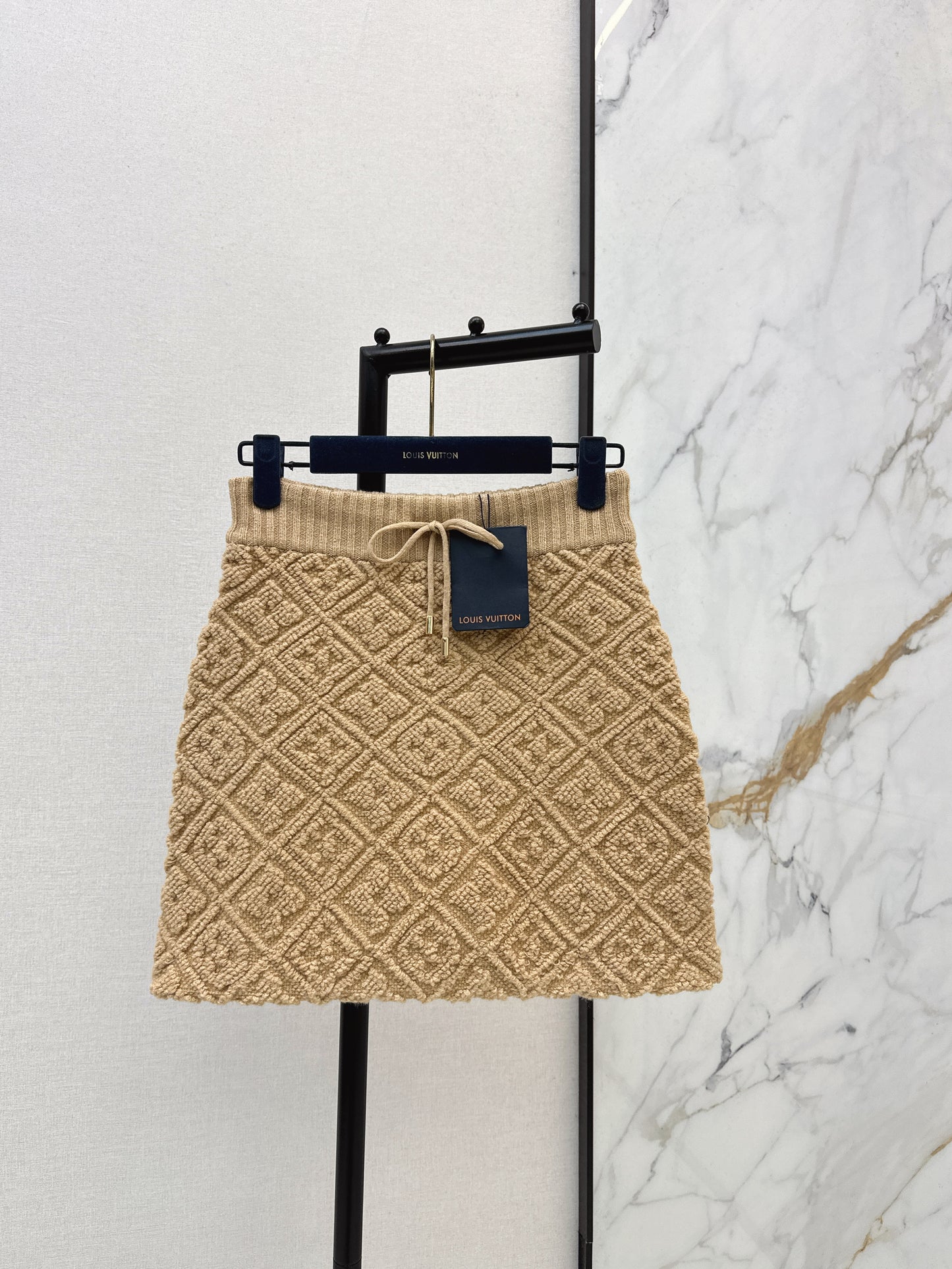 Louis NEW textured knit skirts