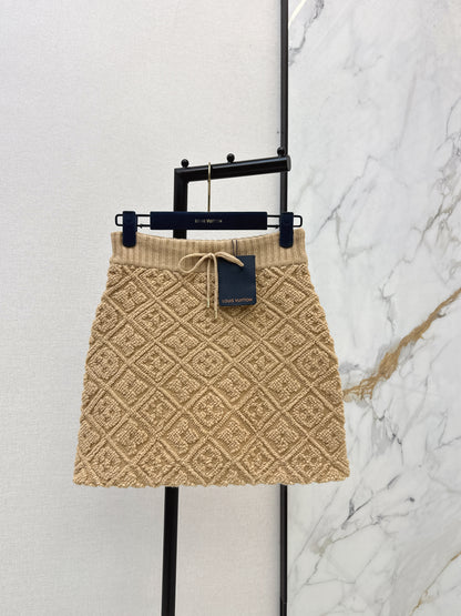 Louis NEW textured knit skirts