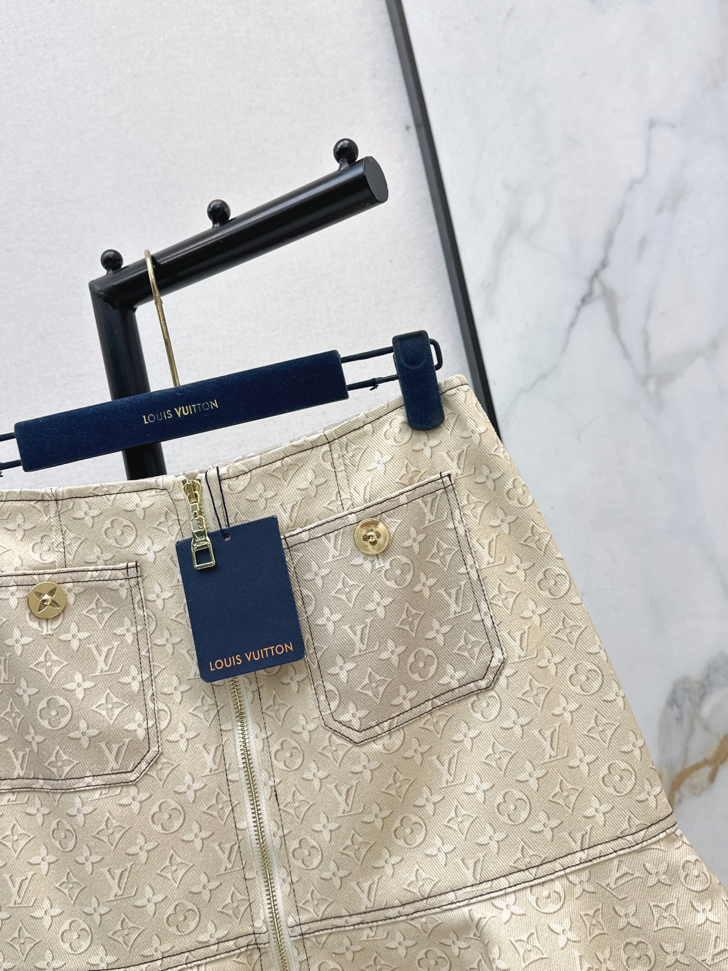 Louis NEW print skirts