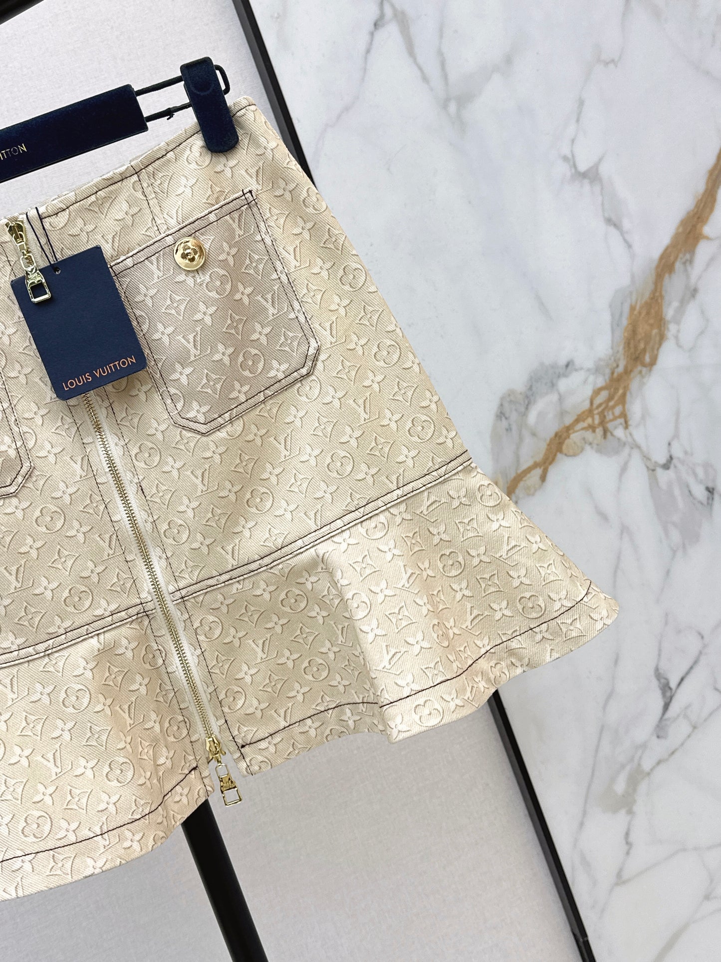 Louis NEW print skirts