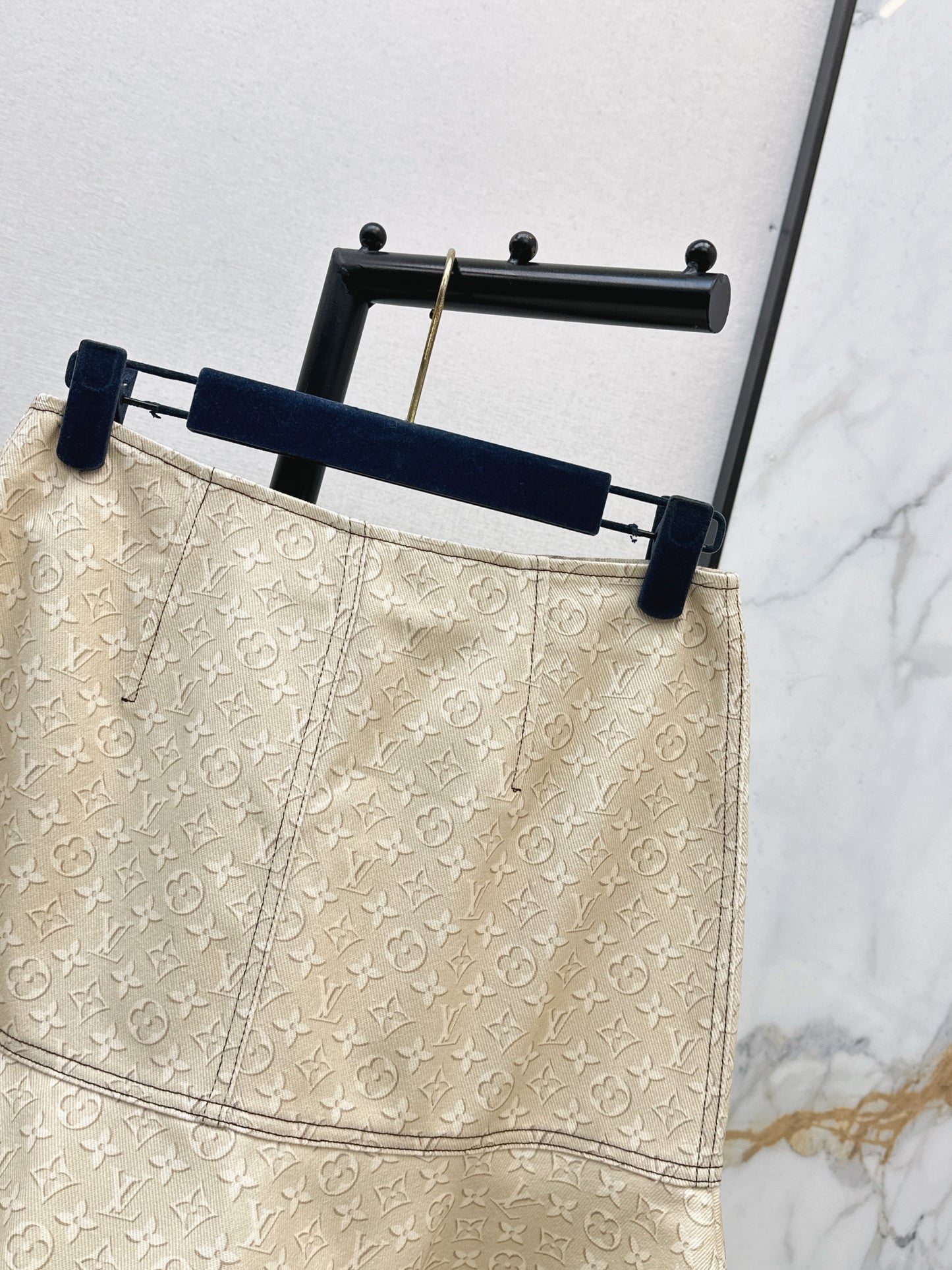 Louis NEW print skirts