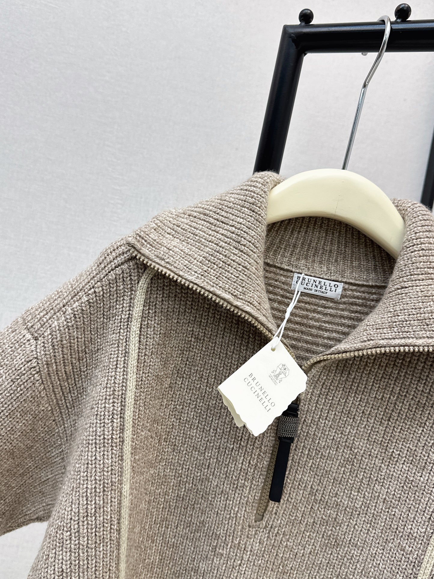 Brun NEW zip-up sweater