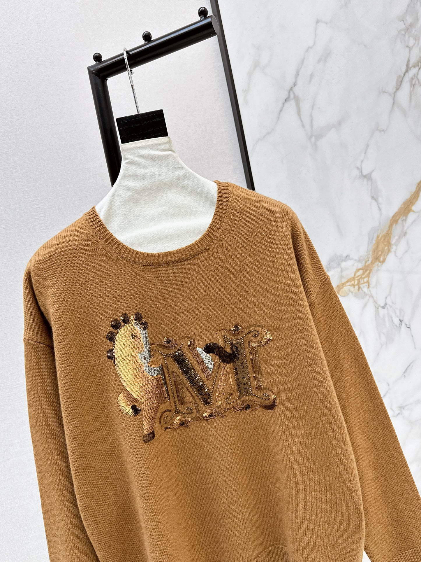 Max NEW embroidery rhinestones weatert