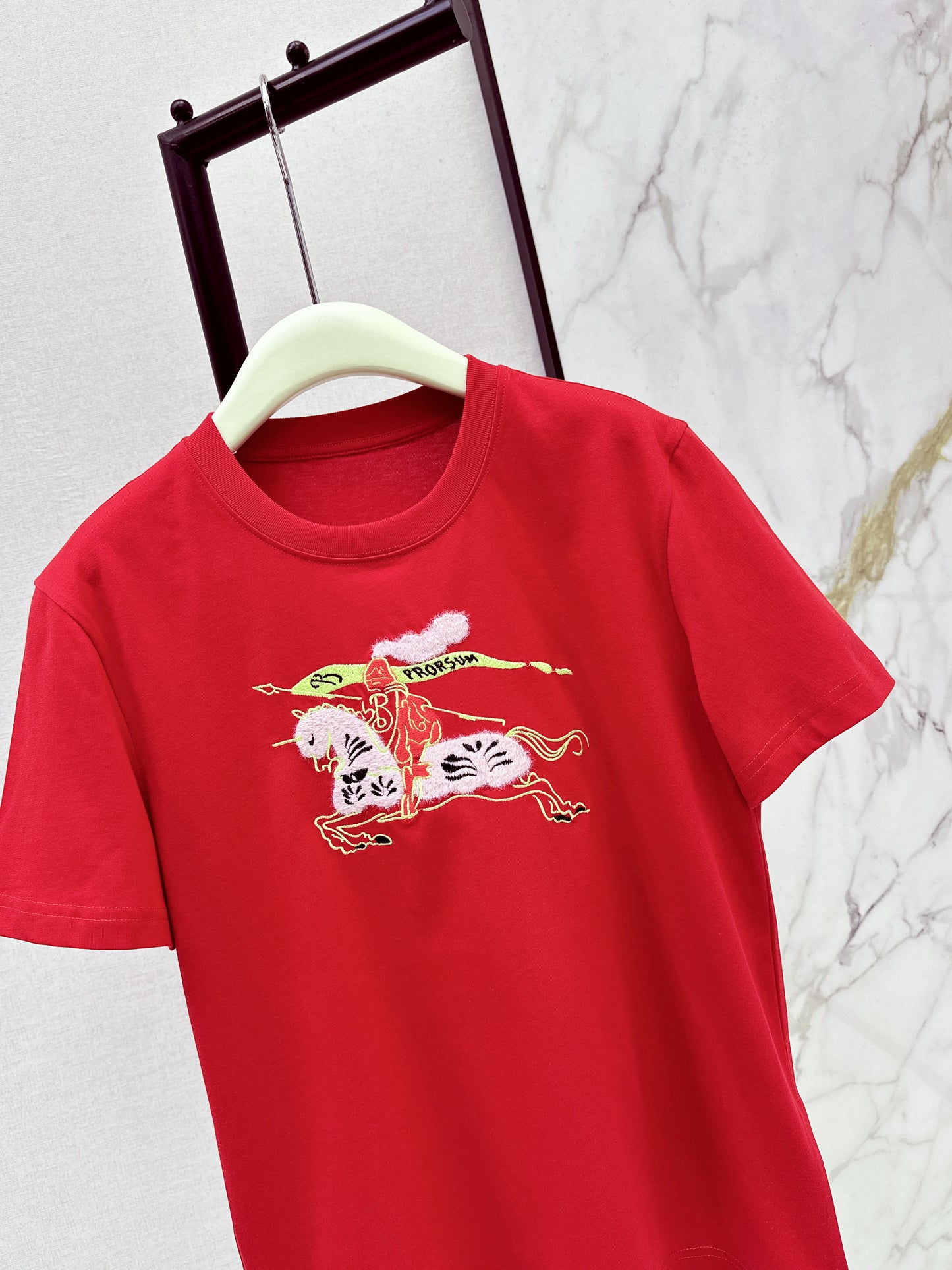 Bur NEW embroidery t-shirt