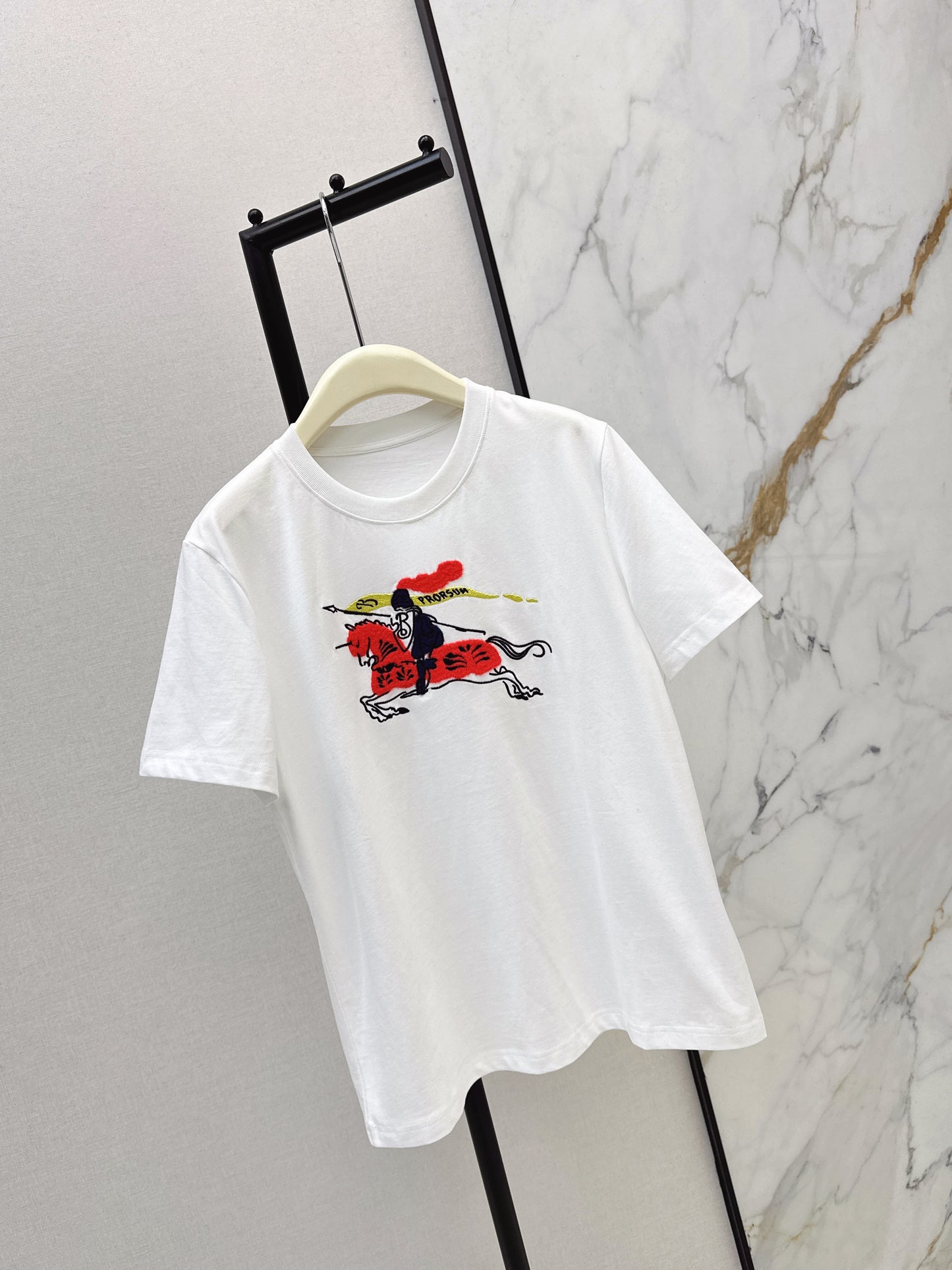 Bur NEW embroidery t-shirt