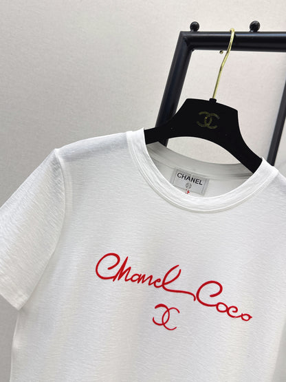 Chan NEW contrast lettering t-shirt