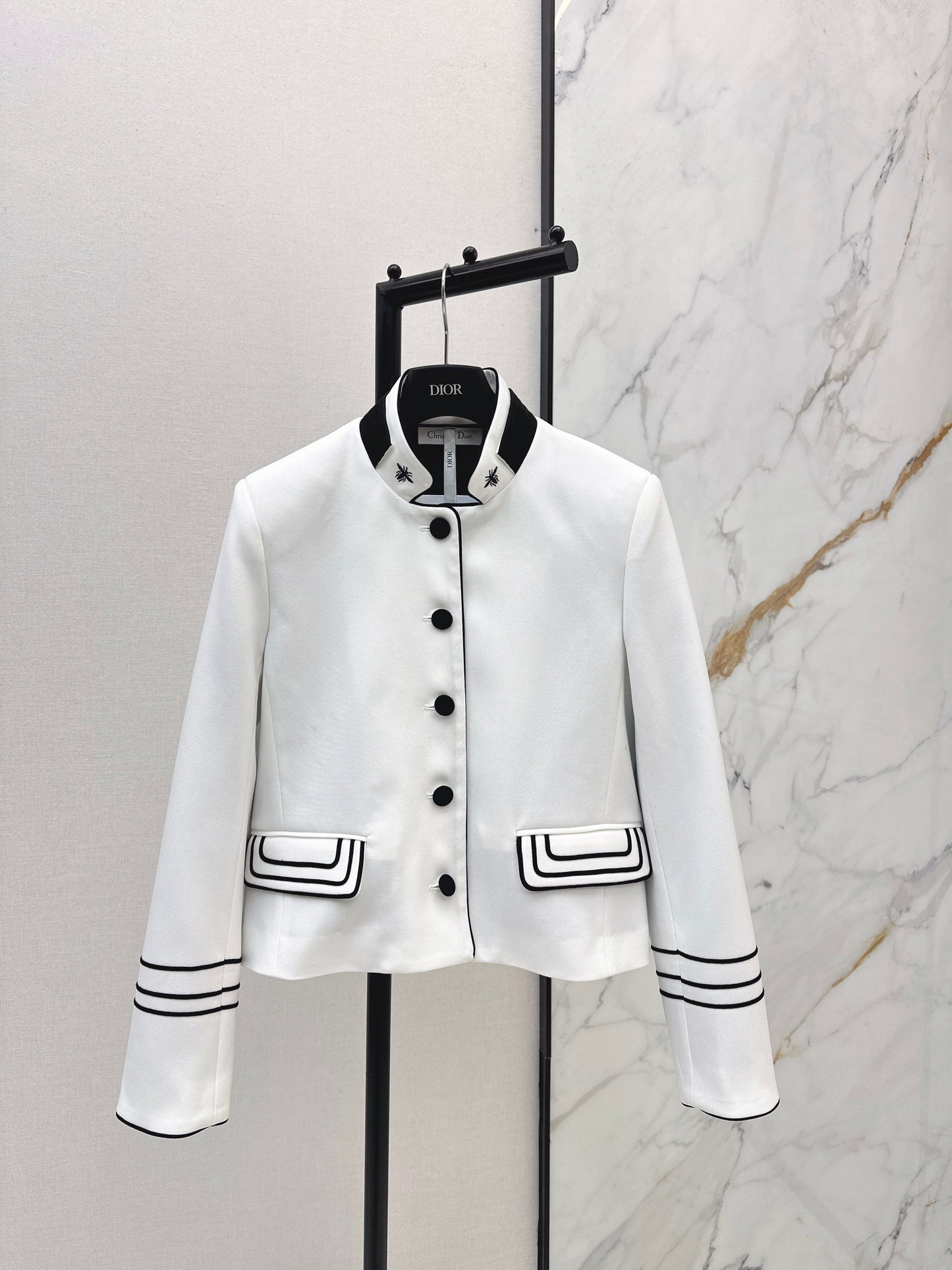 CD NEW embroidery blazer