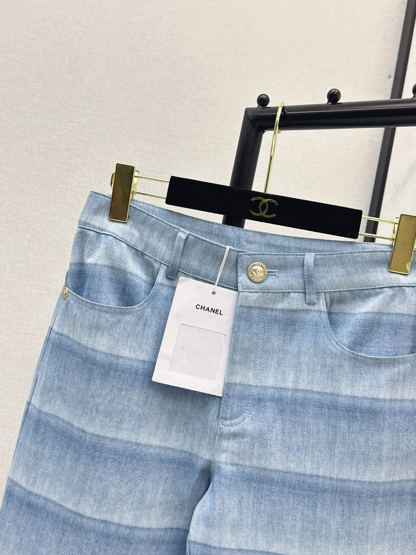 Chan NEW  laser-washed stripeddenim jeans