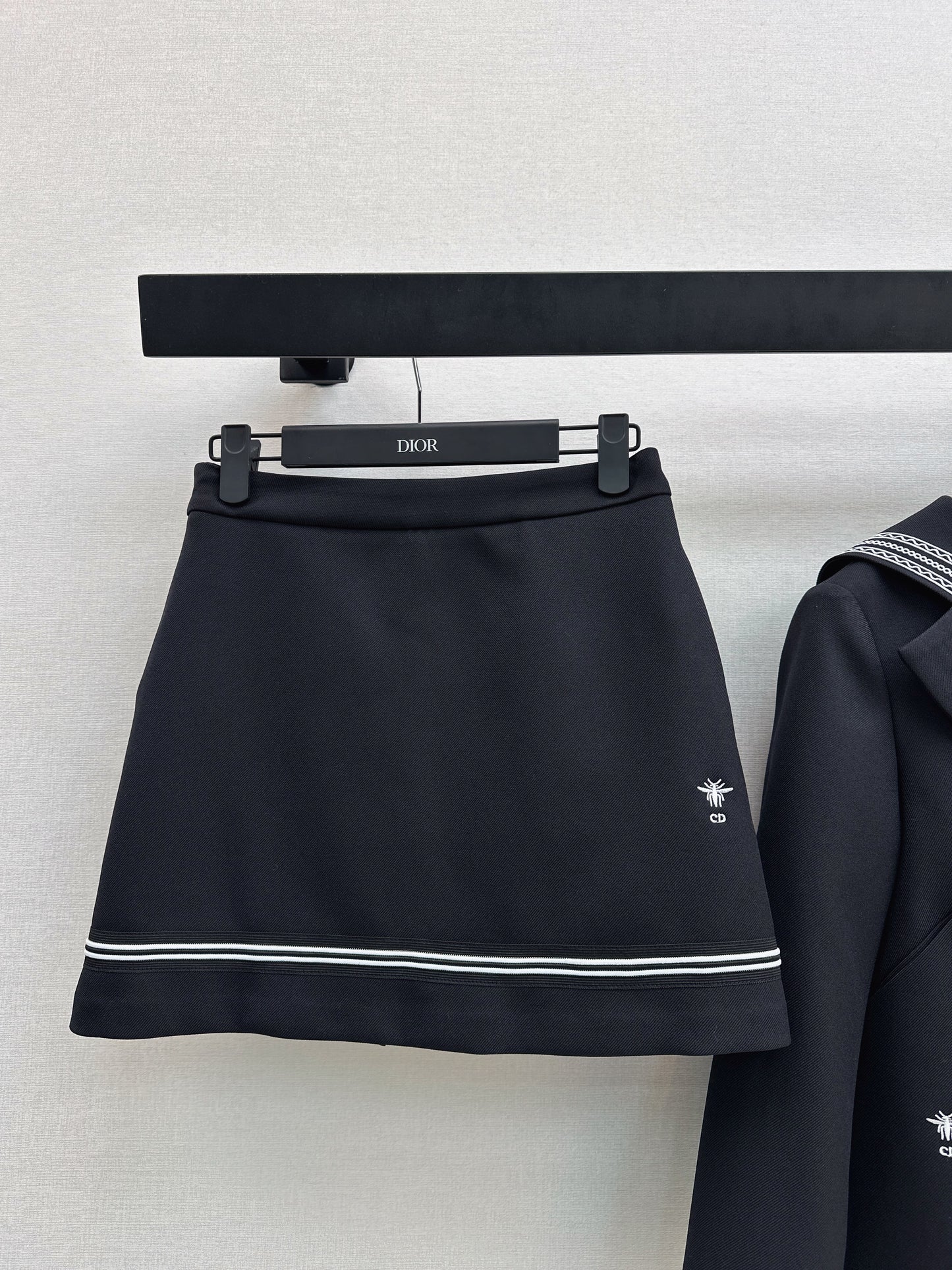 CD NEW Nautical-style suit