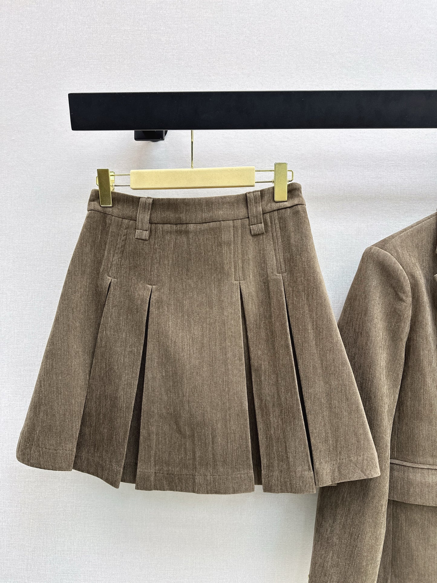 Miu NEW suit jacket pleated skirts