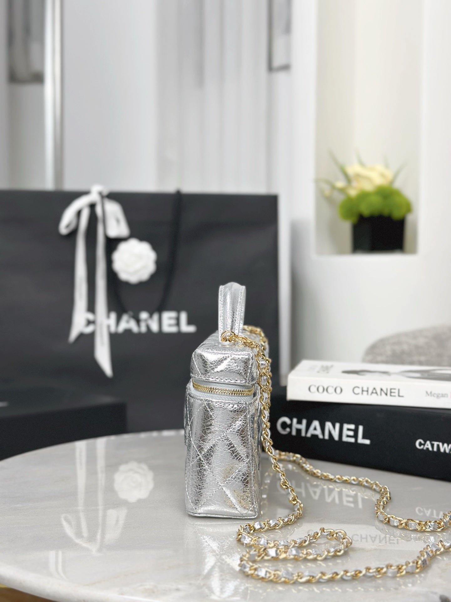 Chan NEW 26X LP lunch box bag